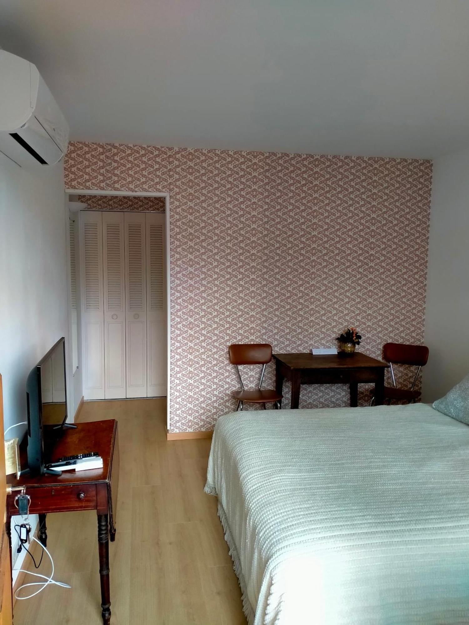 L'Oree Du Bois - Chambres Independante Vouzan Bagian luar foto